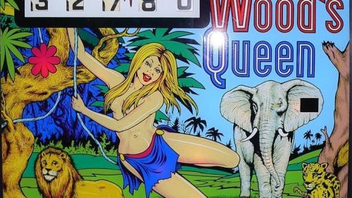woods-queen-bg.jpg backglass