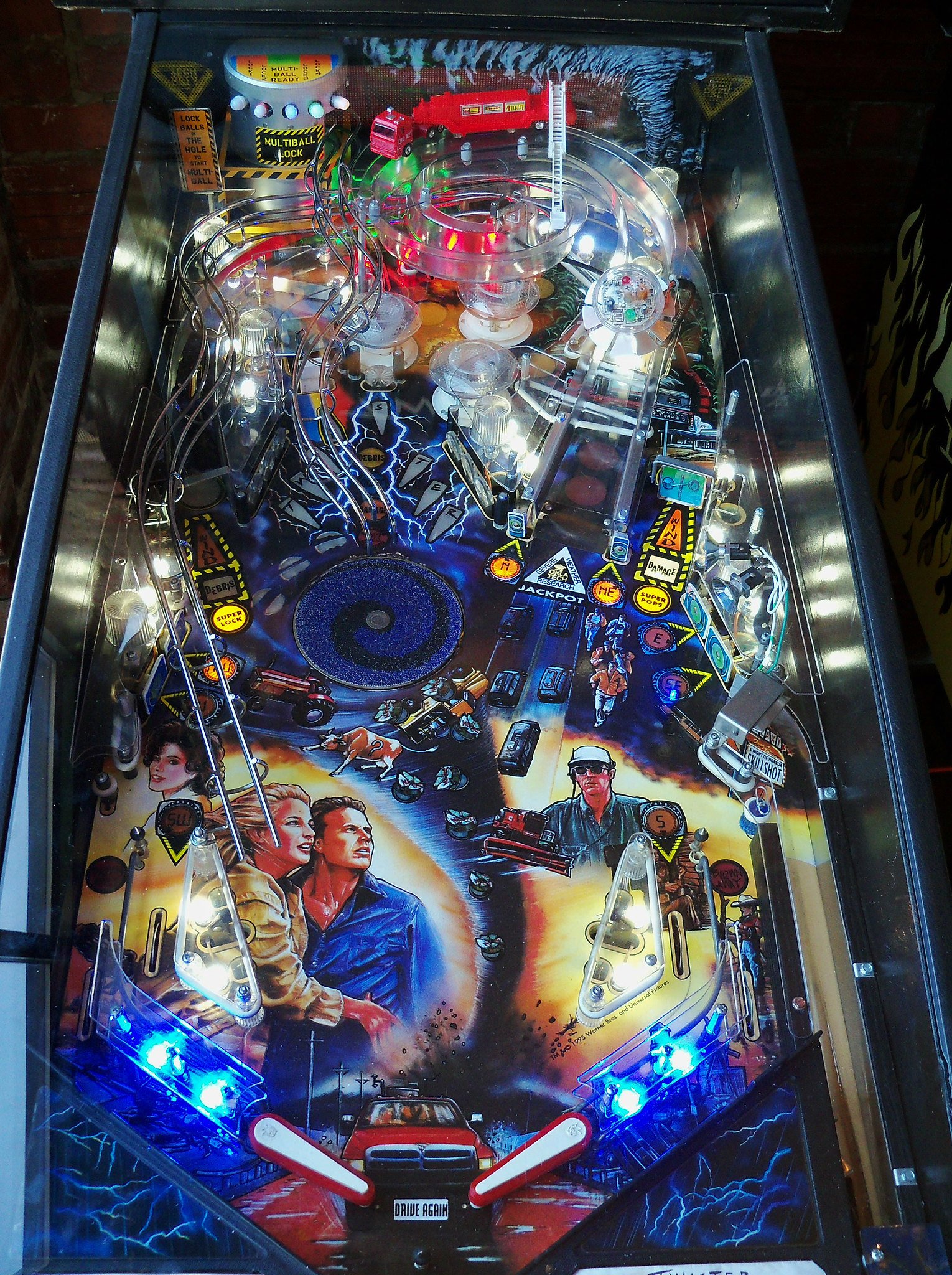 twister.jpg playfield