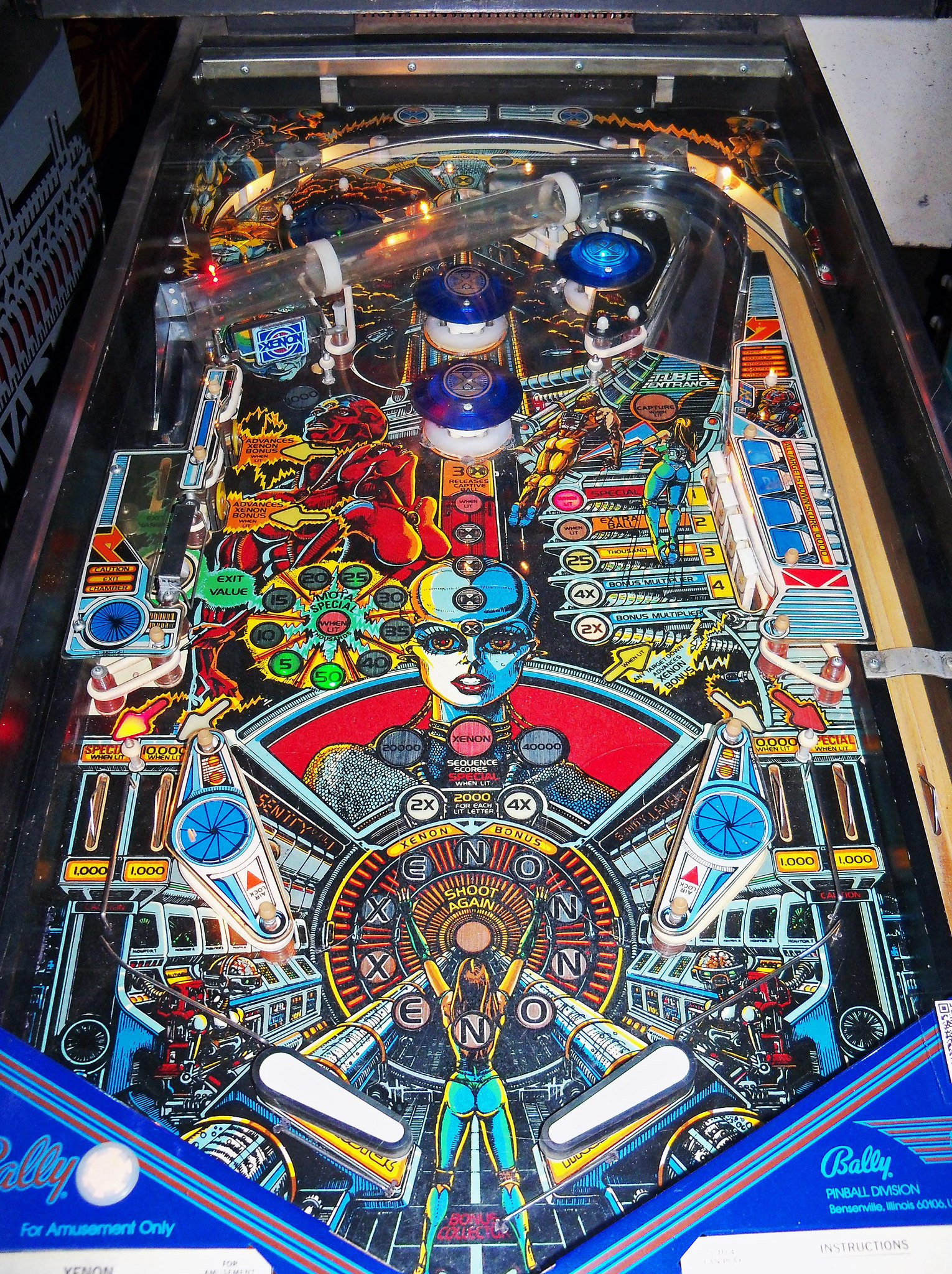 xenon.jpg playfield